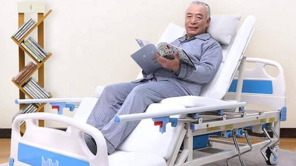 Giường 1 tay quay phù hợp với ai? Cách chọn đúng